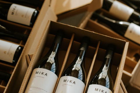 יקב מיקה – משפחה, אדמה ויצירה